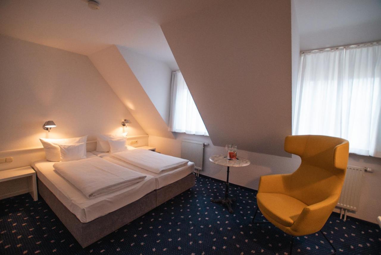 Hotel Am Main Veitshöchheim Esterno foto