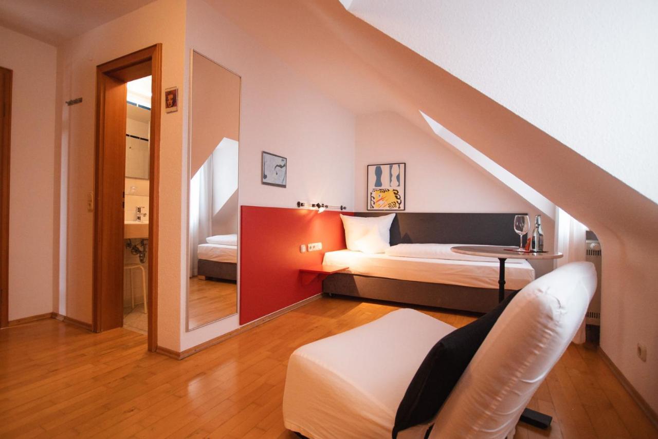 Hotel Am Main Veitshöchheim Esterno foto