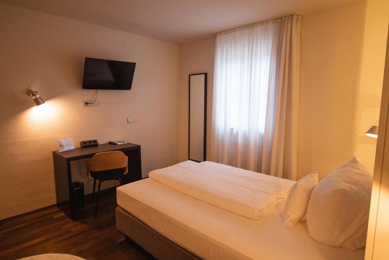 Hotel Am Main Veitshöchheim Esterno foto