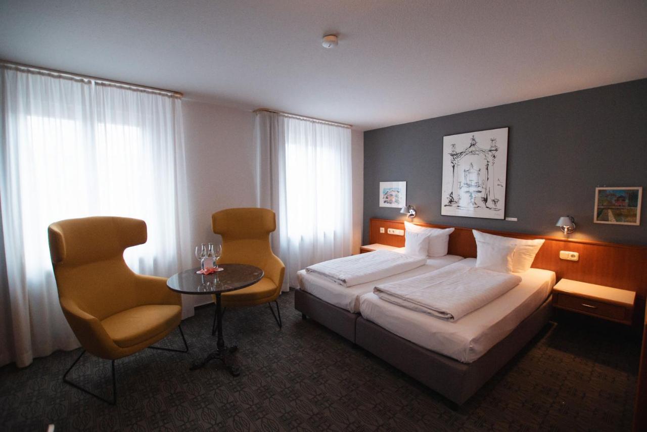 Hotel Am Main Veitshöchheim Esterno foto