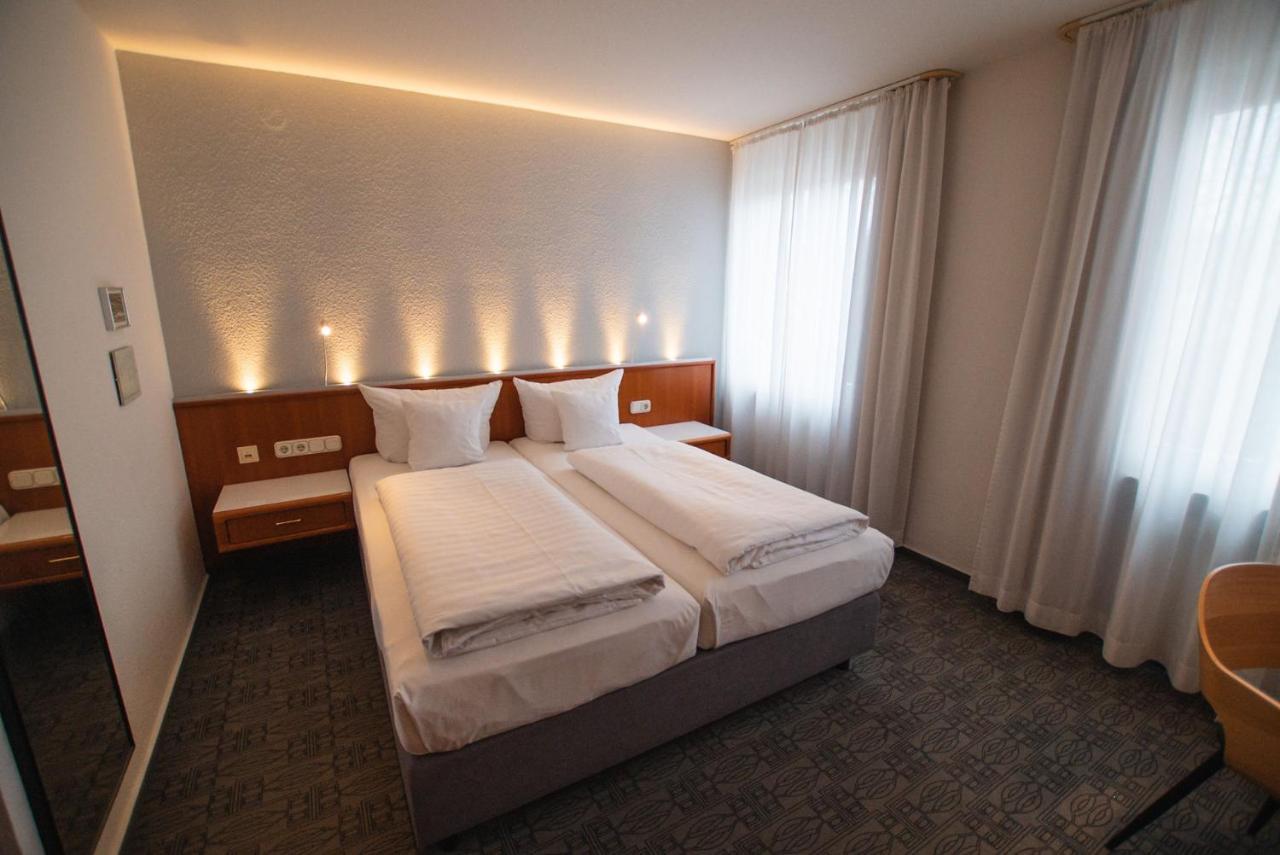 Hotel Am Main Veitshöchheim Esterno foto