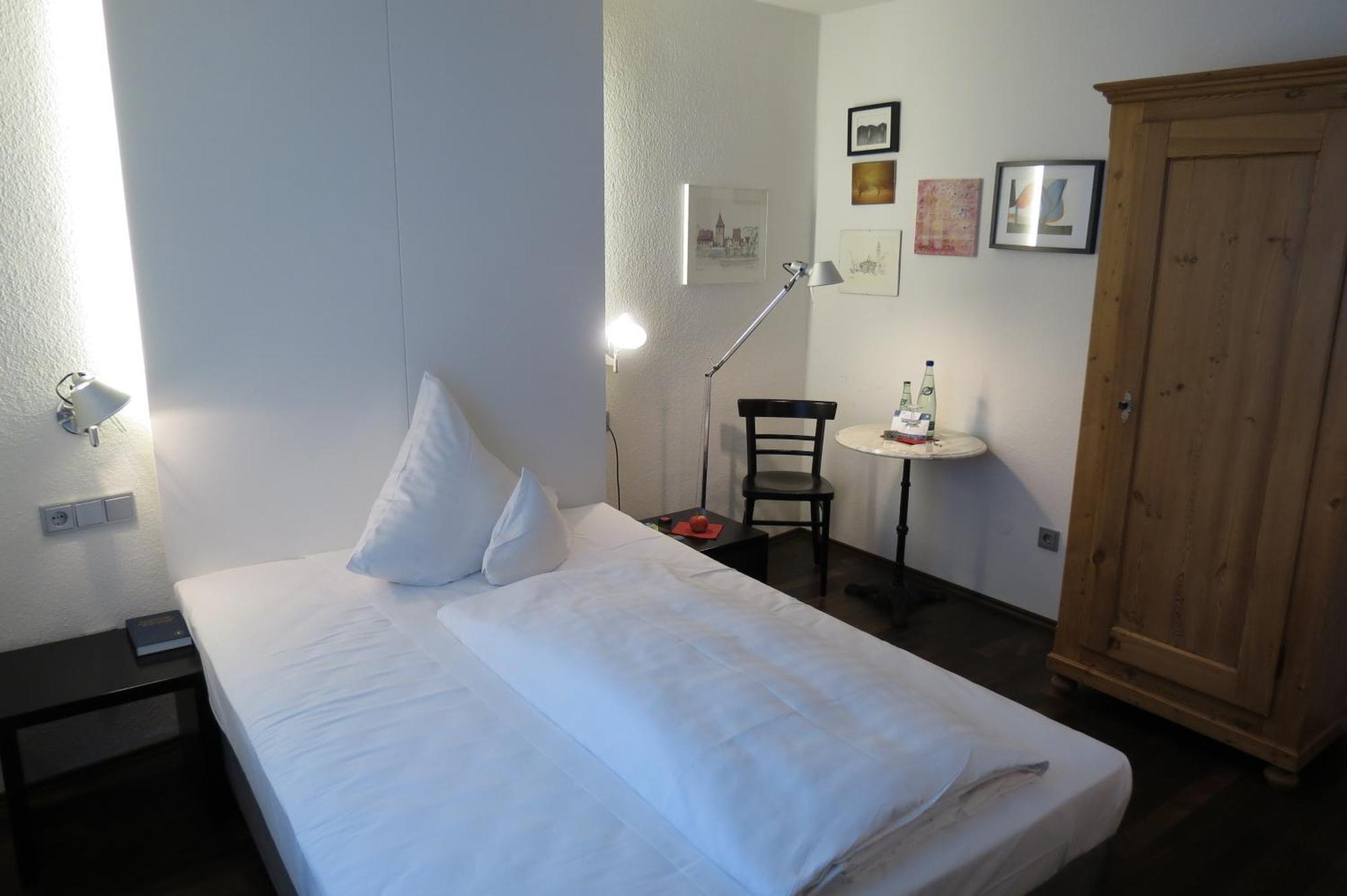 Hotel Am Main Veitshöchheim Camera foto