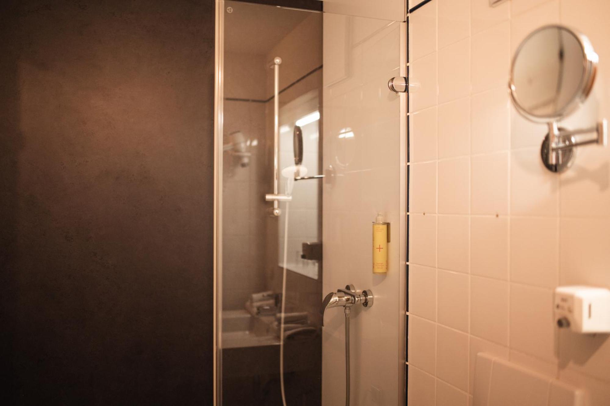 Hotel Am Main Veitshöchheim Camera foto